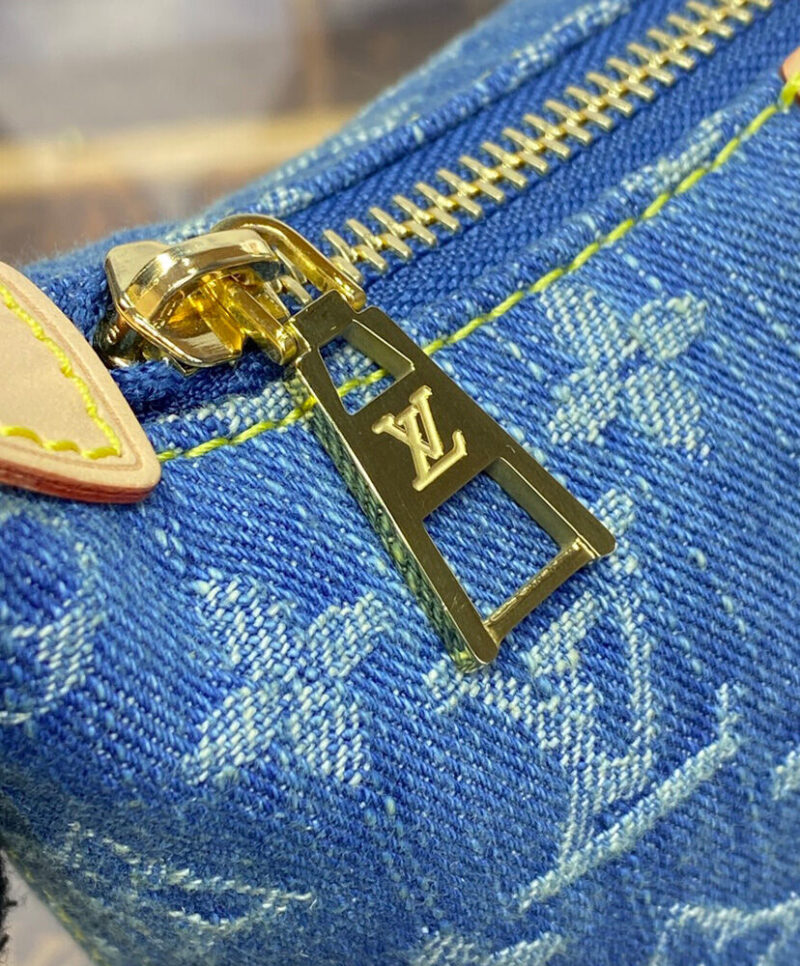 Louis Vuitton Hills Pochette M82949 Blue